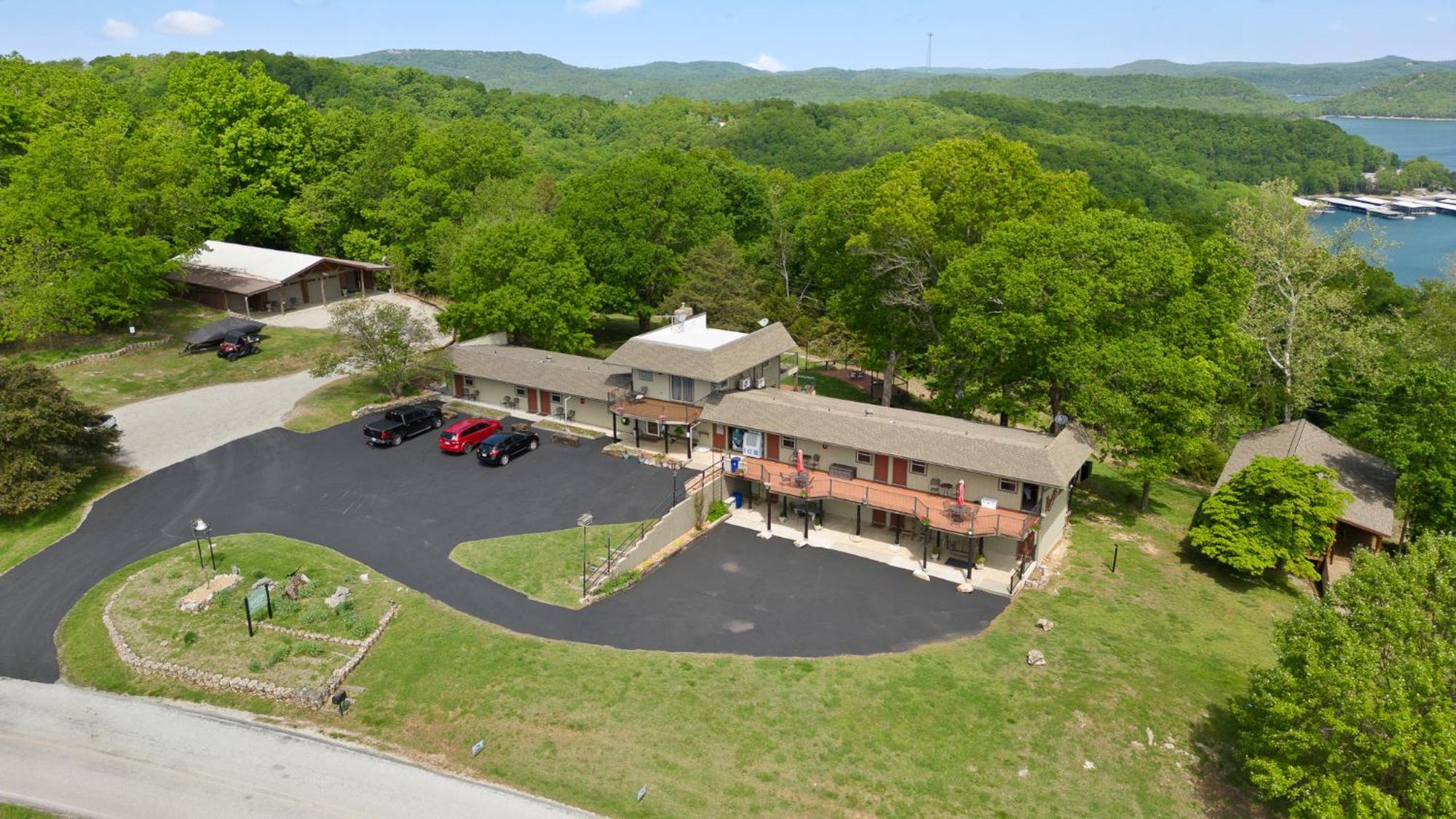 Roadrunner Inn And Log Cabins Eureka Springs Exterior foto